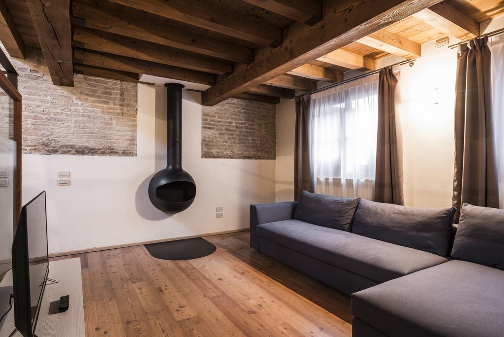 Myplace Sant'Agostino Apartment Тревизо Екстериор снимка